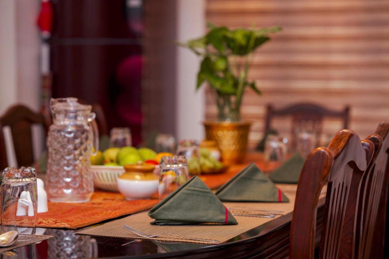 Parudeesa - Heavenly- Luxurious Palace Look-Near Cbd - Kerala - India With Breakfast Kāladi Екстериор снимка
