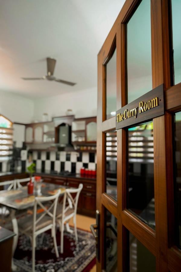 Parudeesa - Heavenly- Luxurious Palace Look-Near Cbd - Kerala - India With Breakfast Kāladi Екстериор снимка