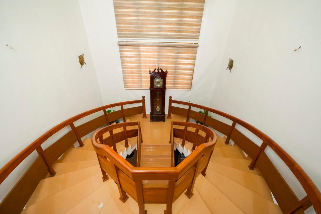 Parudeesa - Heavenly- Luxurious Palace Look-Near Cbd - Kerala - India With Breakfast Kāladi Екстериор снимка