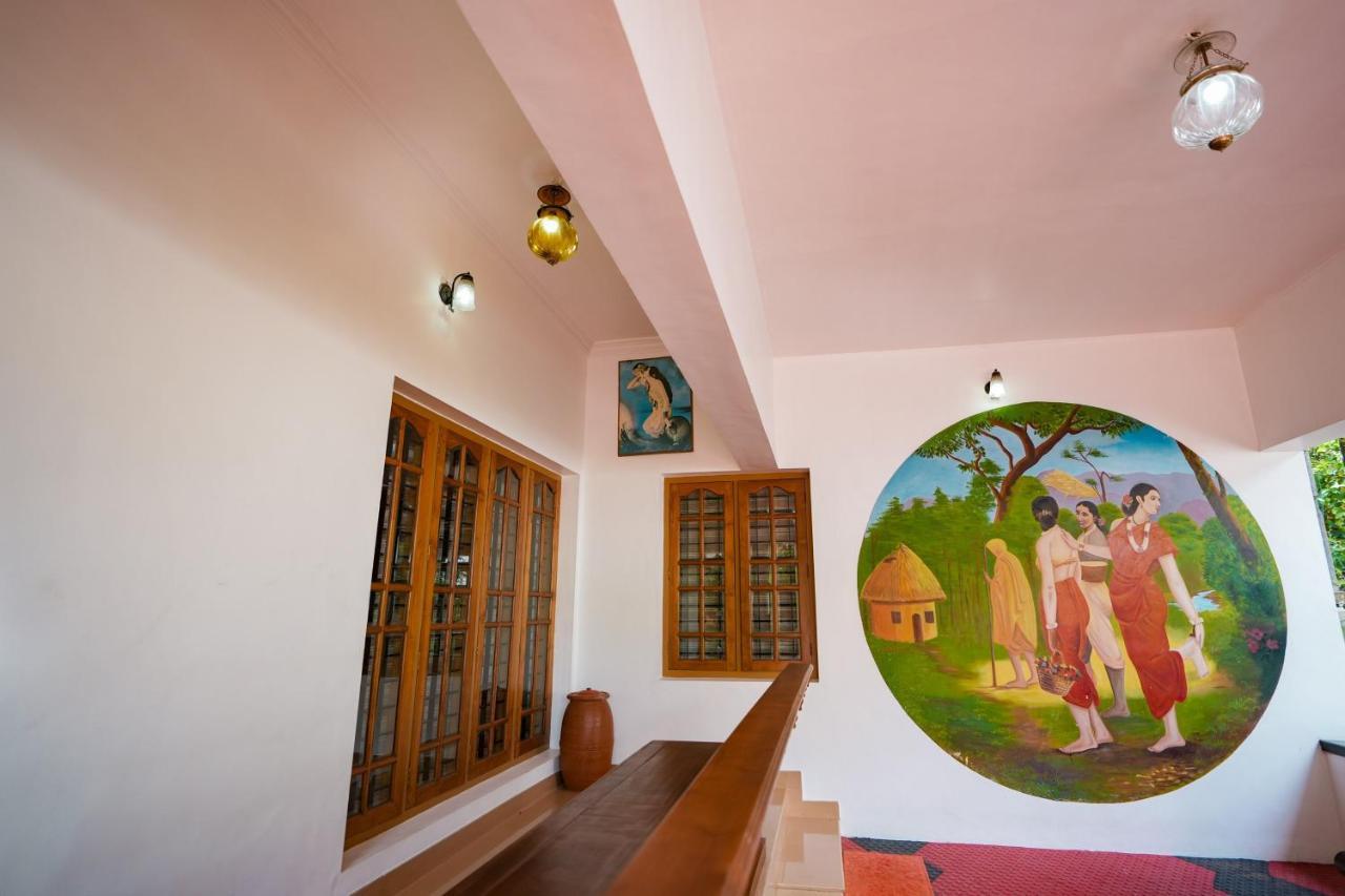 Parudeesa - Heavenly- Luxurious Palace Look-Near Cbd - Kerala - India With Breakfast Kāladi Екстериор снимка