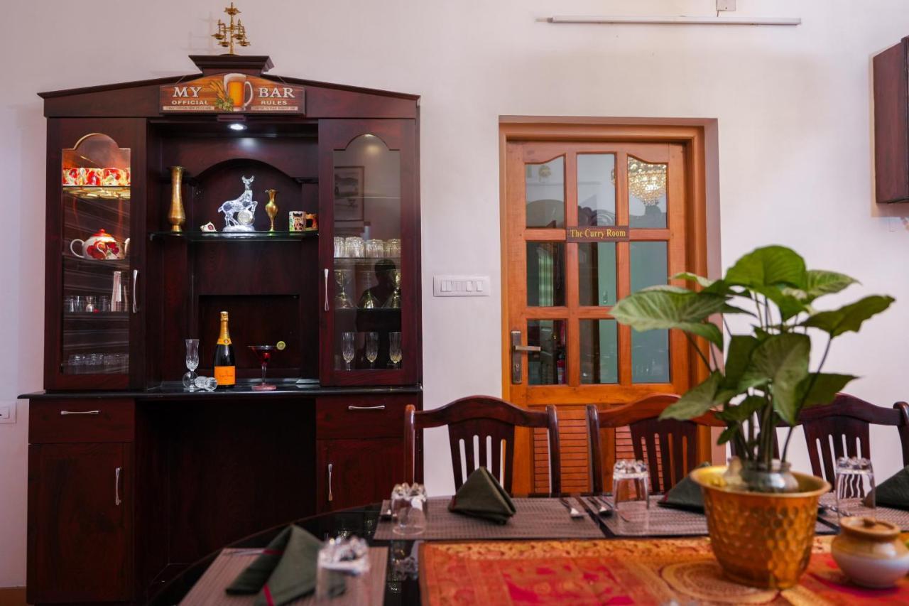 Parudeesa - Heavenly- Luxurious Palace Look-Near Cbd - Kerala - India With Breakfast Kāladi Екстериор снимка