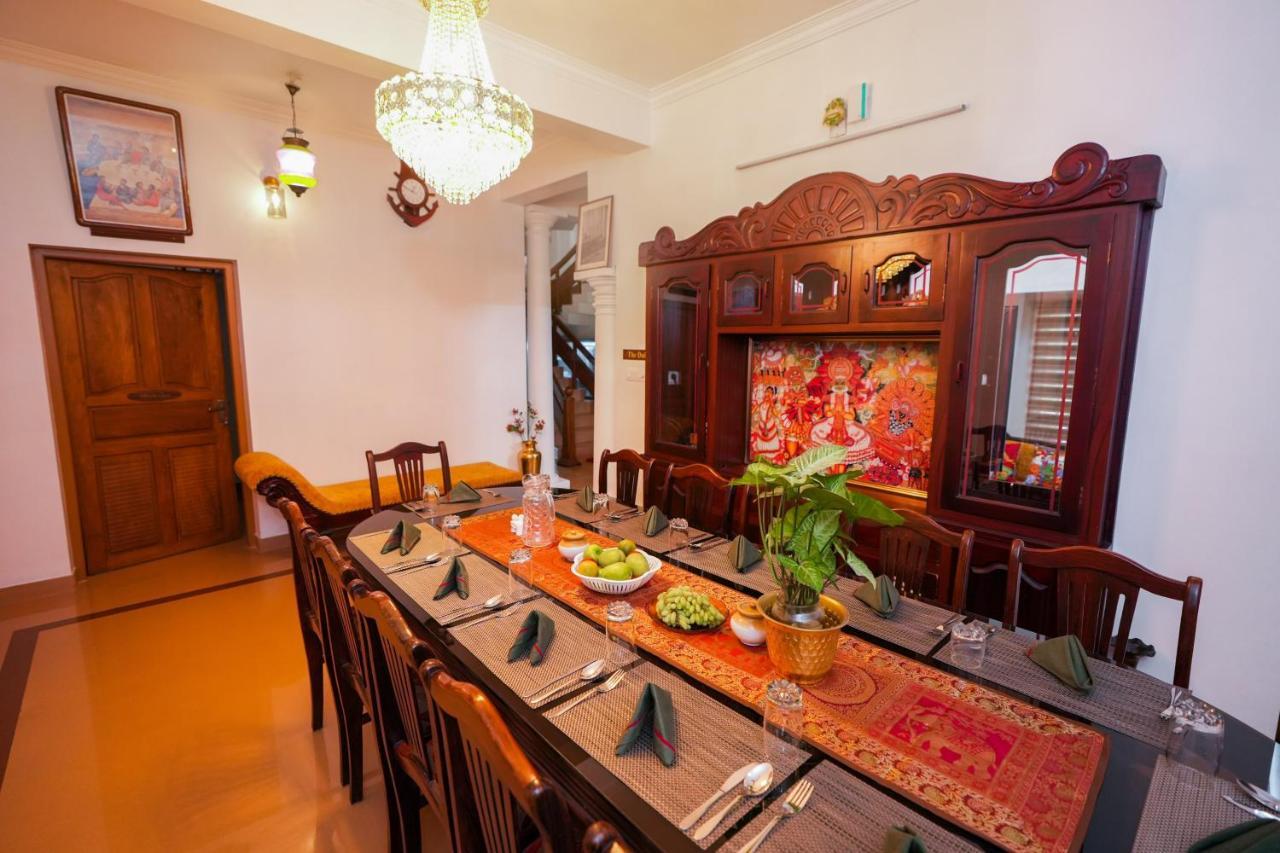 Parudeesa - Heavenly- Luxurious Palace Look-Near Cbd - Kerala - India With Breakfast Kāladi Екстериор снимка