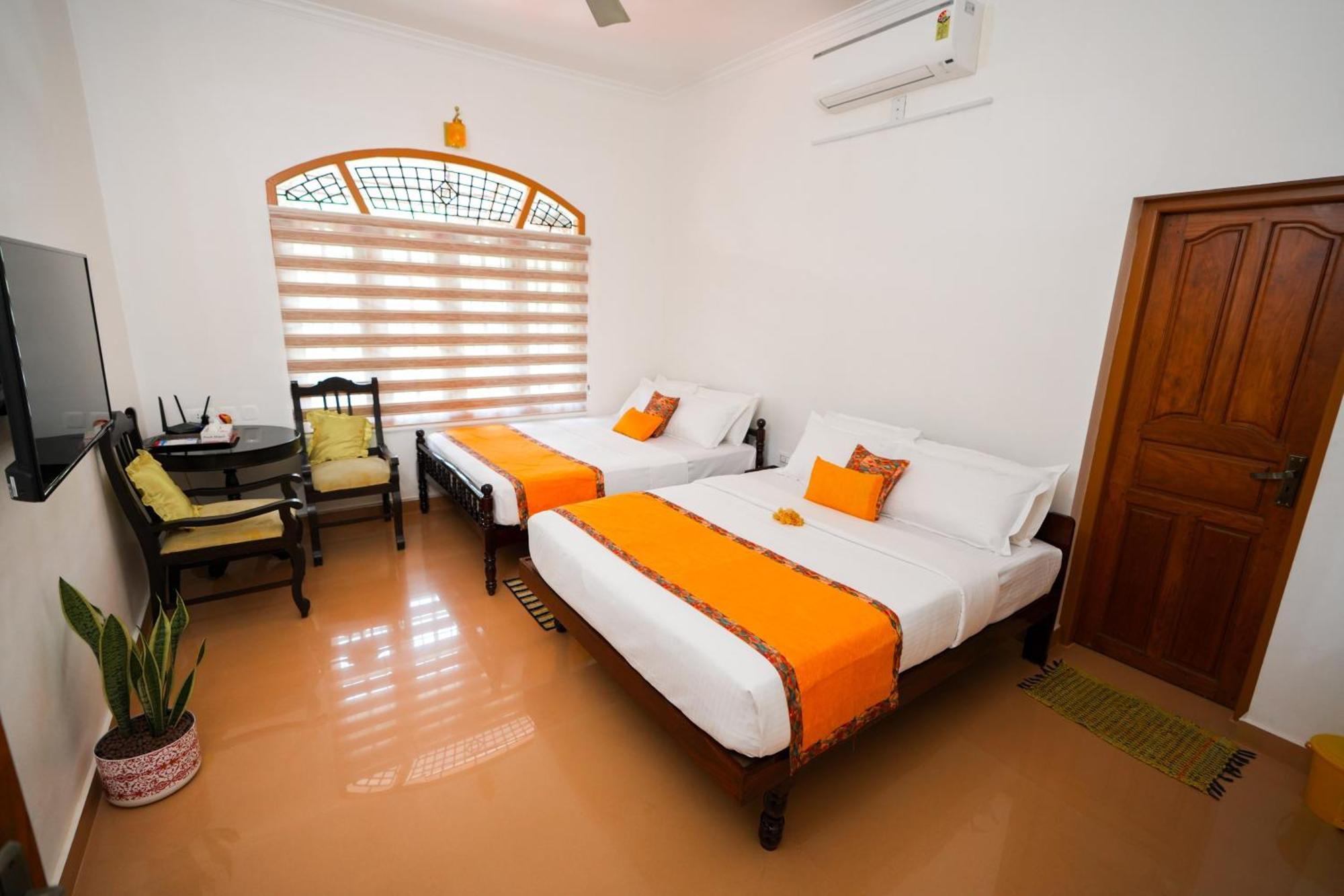 Parudeesa - Heavenly- Luxurious Palace Look-Near Cbd - Kerala - India With Breakfast Kāladi Екстериор снимка