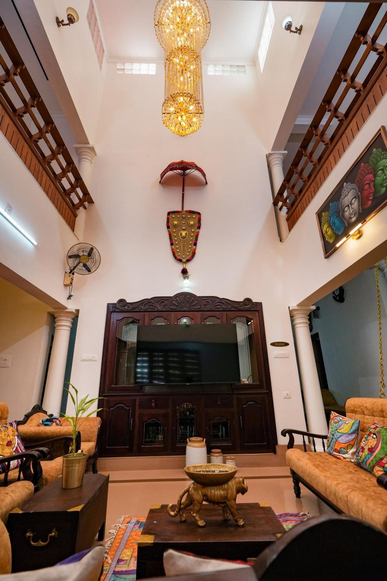 Parudeesa - Heavenly- Luxurious Palace Look-Near Cbd - Kerala - India With Breakfast Kāladi Екстериор снимка