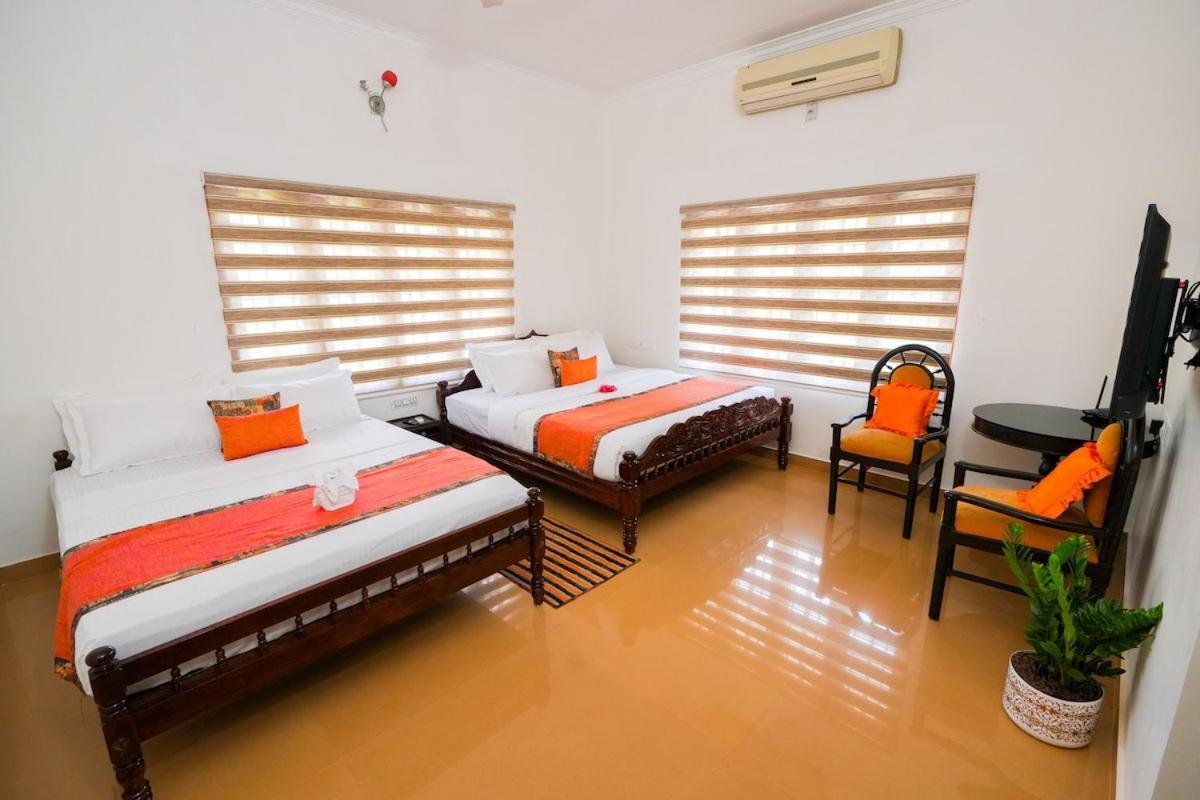 Parudeesa - Heavenly- Luxurious Palace Look-Near Cbd - Kerala - India With Breakfast Kāladi Екстериор снимка